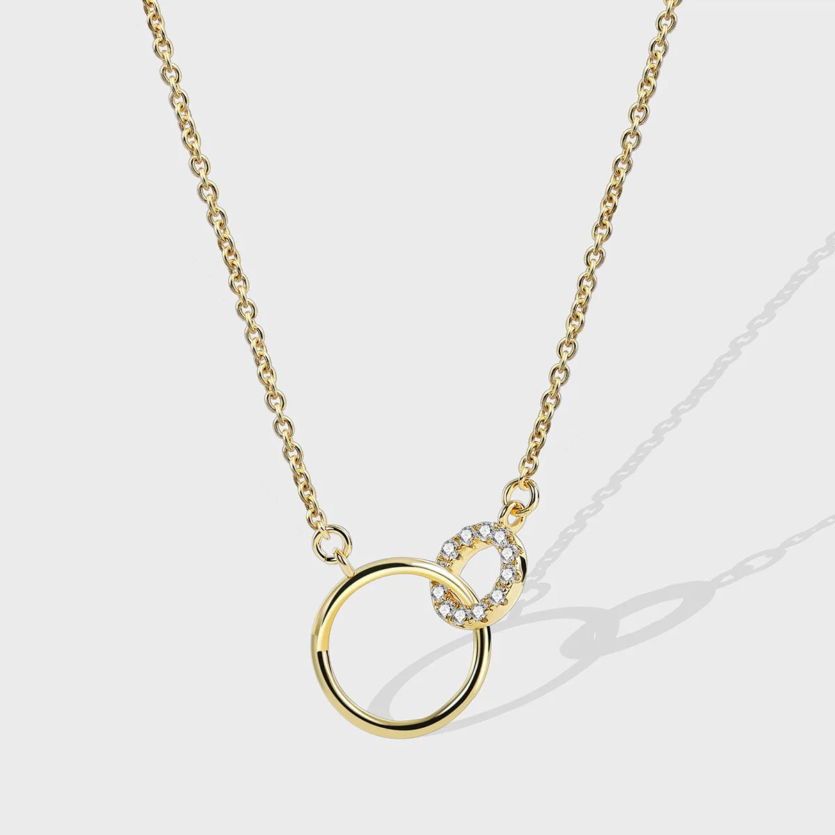 Circle Diamond Linked Necklace