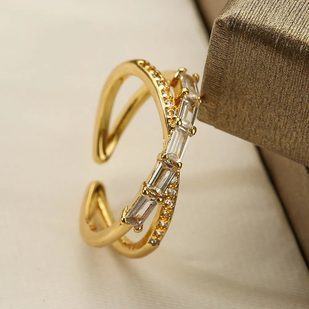 Cross Baguette Ring