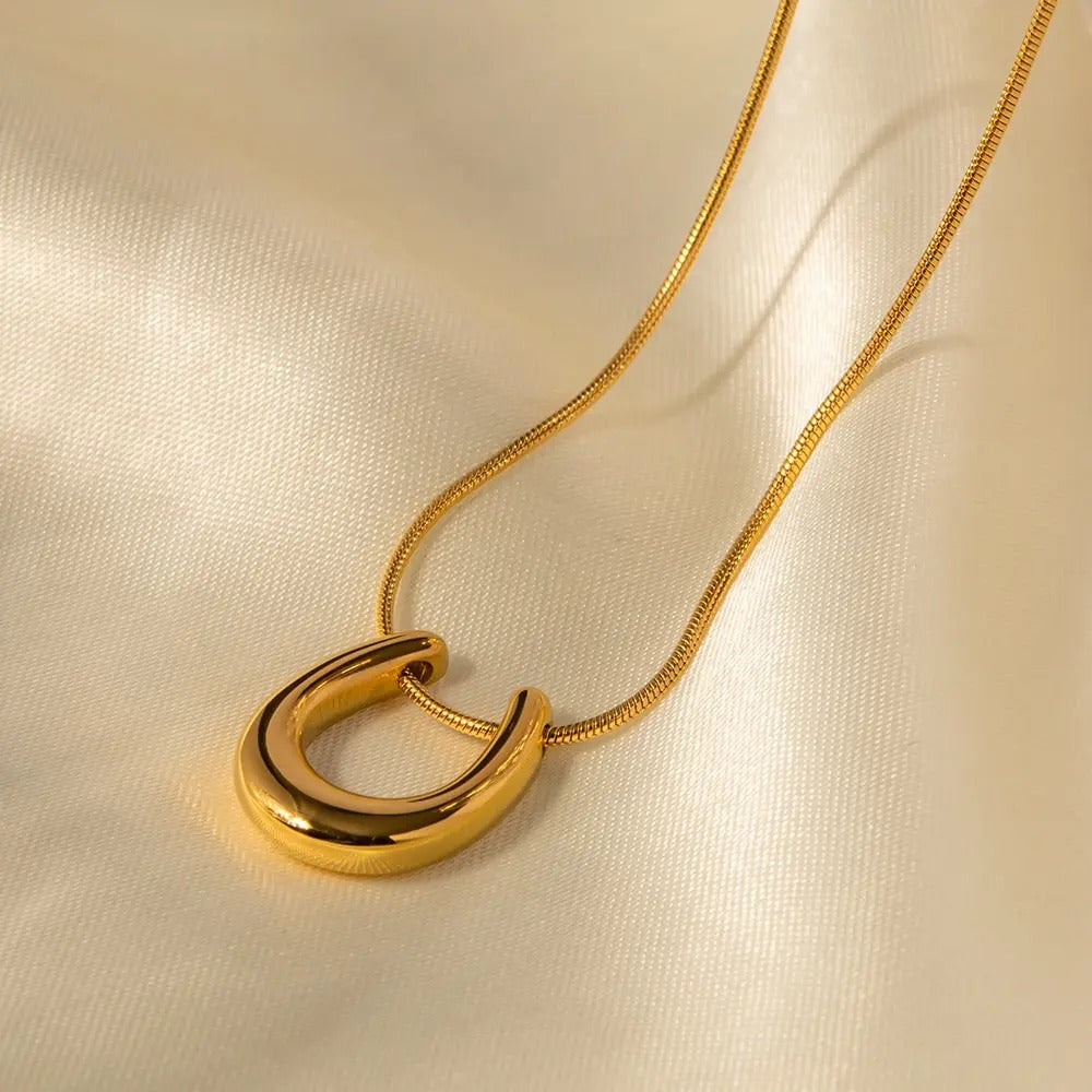 Gold Horse Shoe Necklace